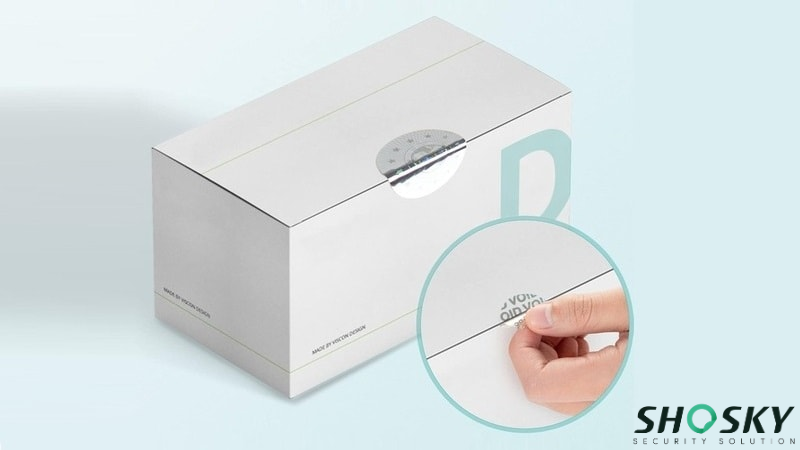 A box with tamper-proof void label