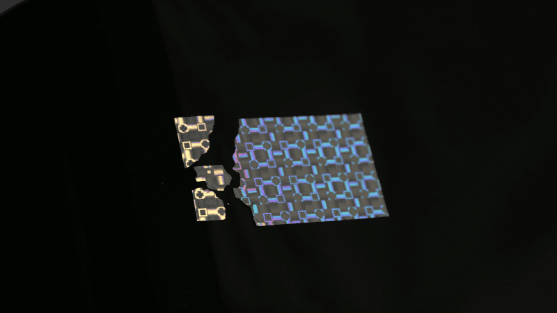 Hologram destructible security label breaking into fragile fragments upon removal attempt